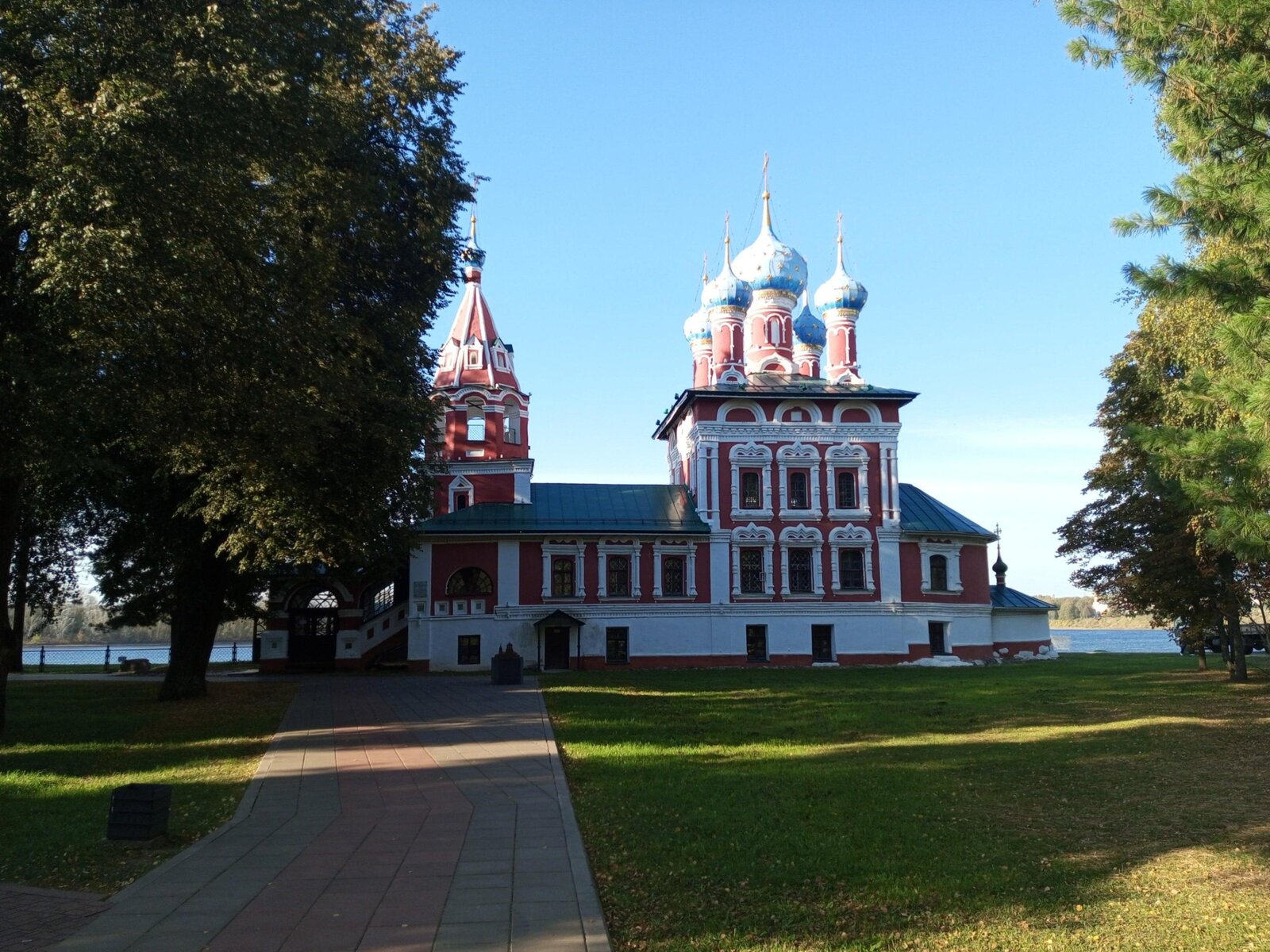 Церковь царевича Димитрия на крови