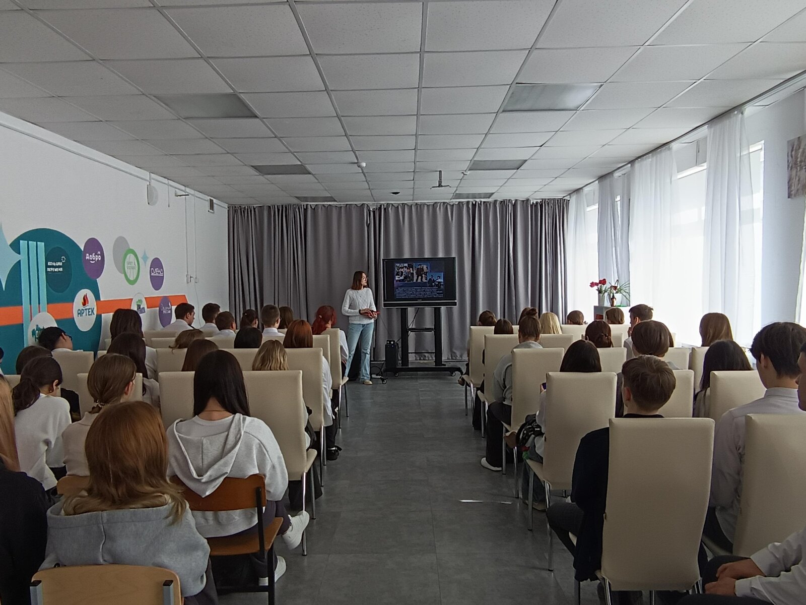 Выставка "Эпоха Л. И. Брежнева в истории Новороссийска" 0+